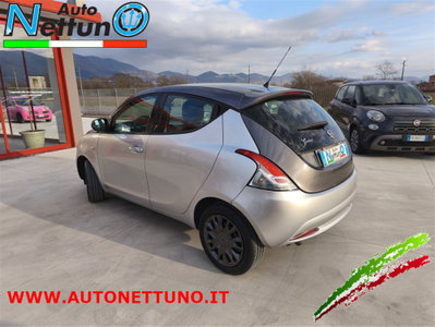Lancia Ypsilon 1.2 69 CV 5 porte GPL Ecochic Gold (6)