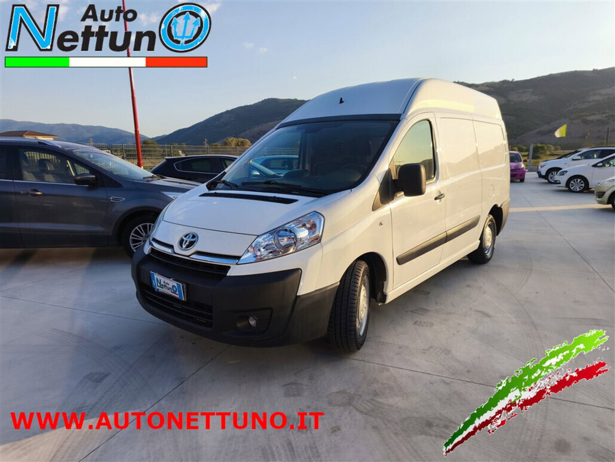 Toyota Proace 2.0 D-4D PL-TN Furgone Lounge 12q (14)
