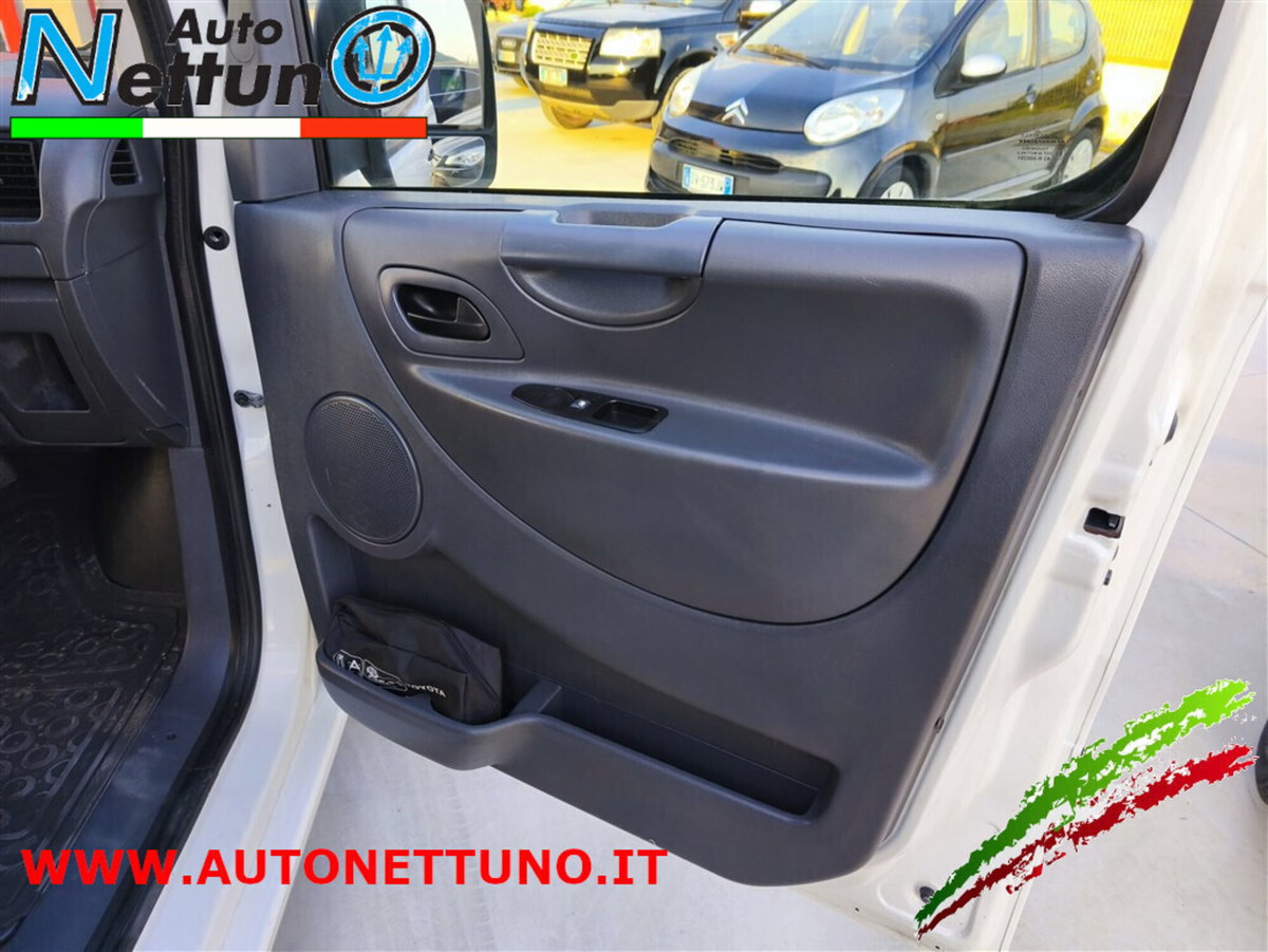 Toyota Proace 2.0 D-4D PL-TN Furgone Lounge 12q (8)