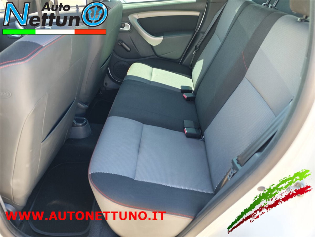 Dacia Duster 1.6 110CV 4x2 GPL Lauréate (12)