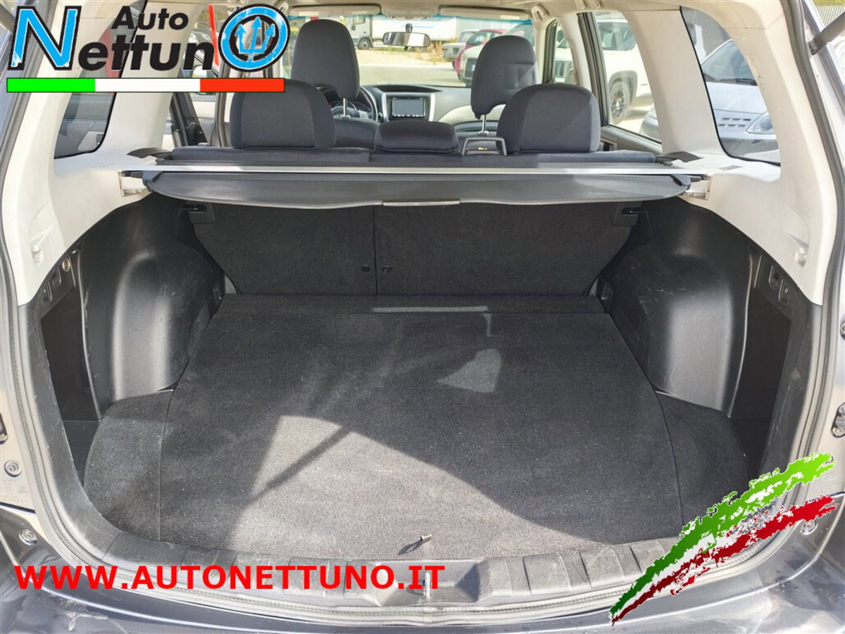 Subaru Forester 2.0D XS VQ (12)