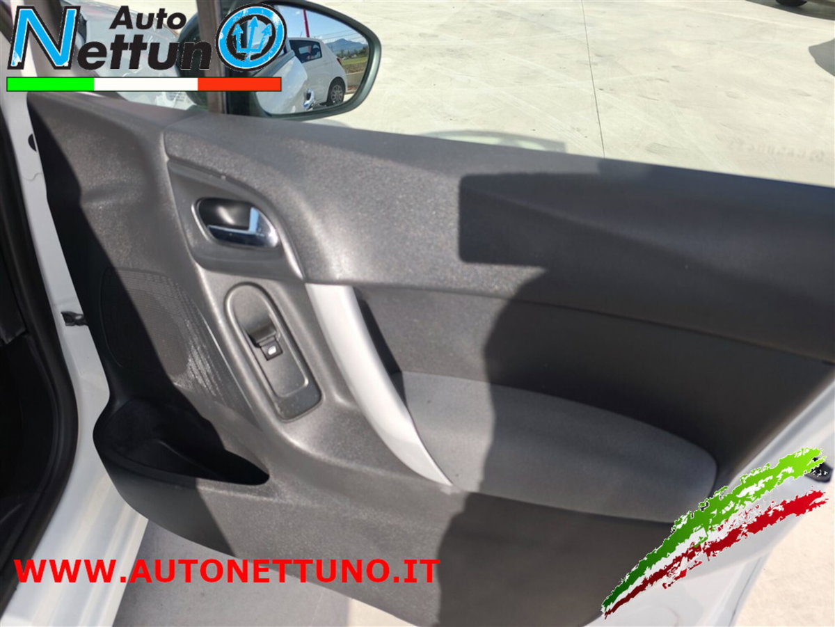 Citroen C3 1.4 Eco Energy G Exclusive (11)