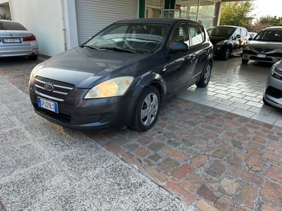 Kia Ceed 1.6 CRDi 115 CV 5p. Pure usata