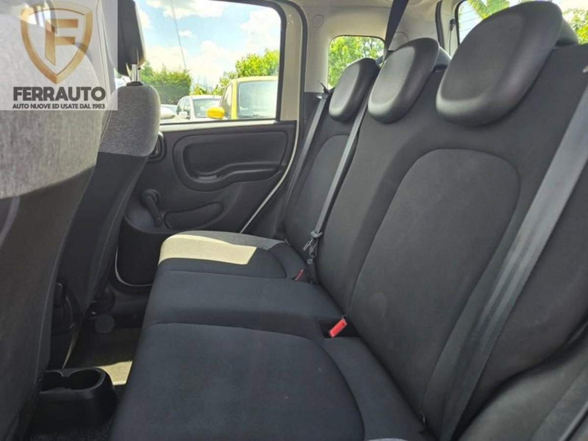 Fiat Panda 1.0 FireFly S&S Hybrid City Cross (12)
