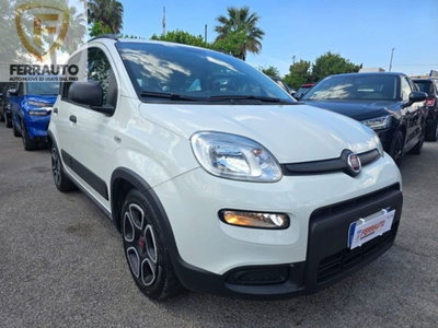 Fiat Panda 1.0 FireFly S&S Hybrid City Cross (17)
