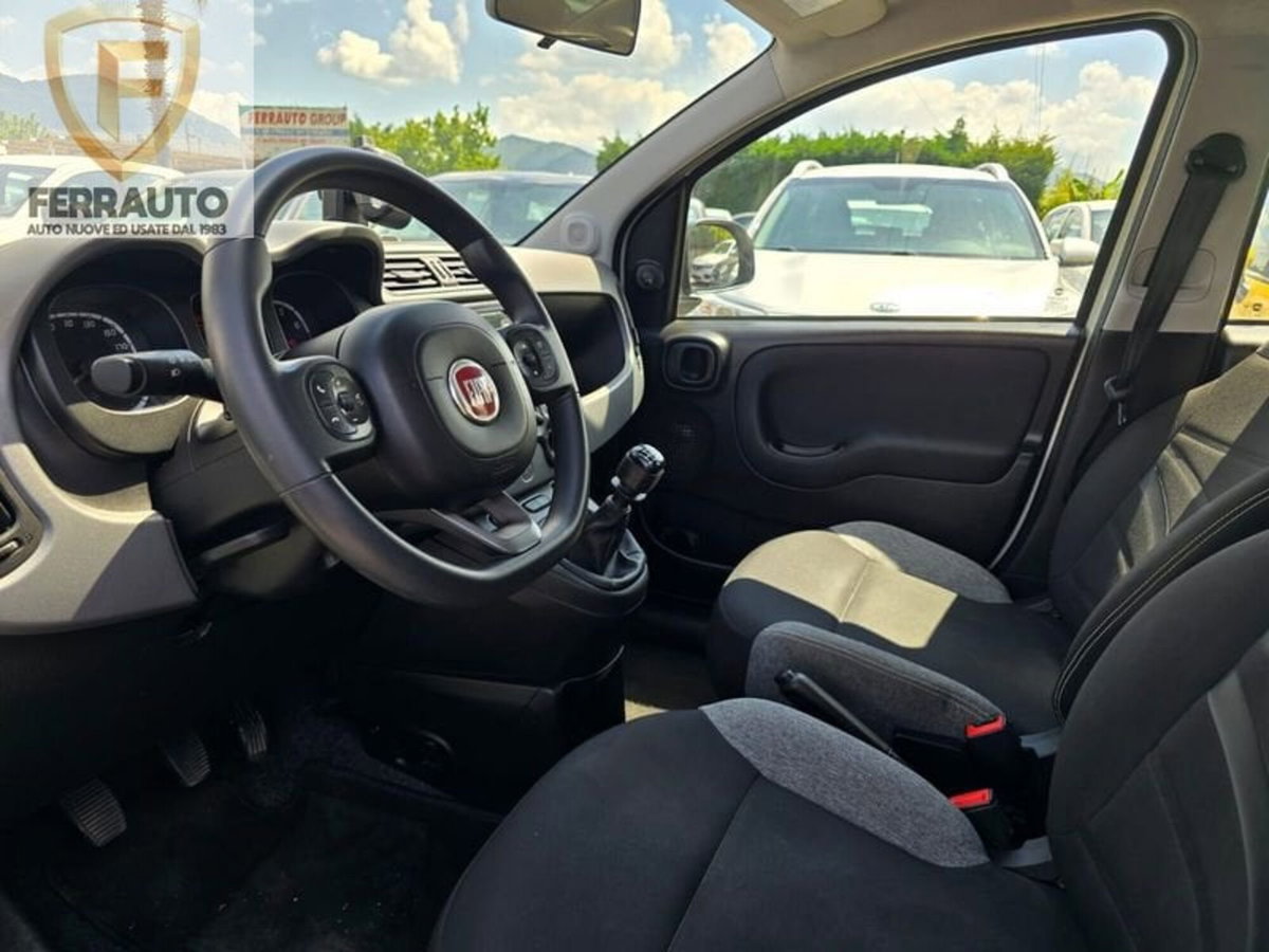 Fiat Panda 1.0 FireFly S&S Hybrid City Cross (8)