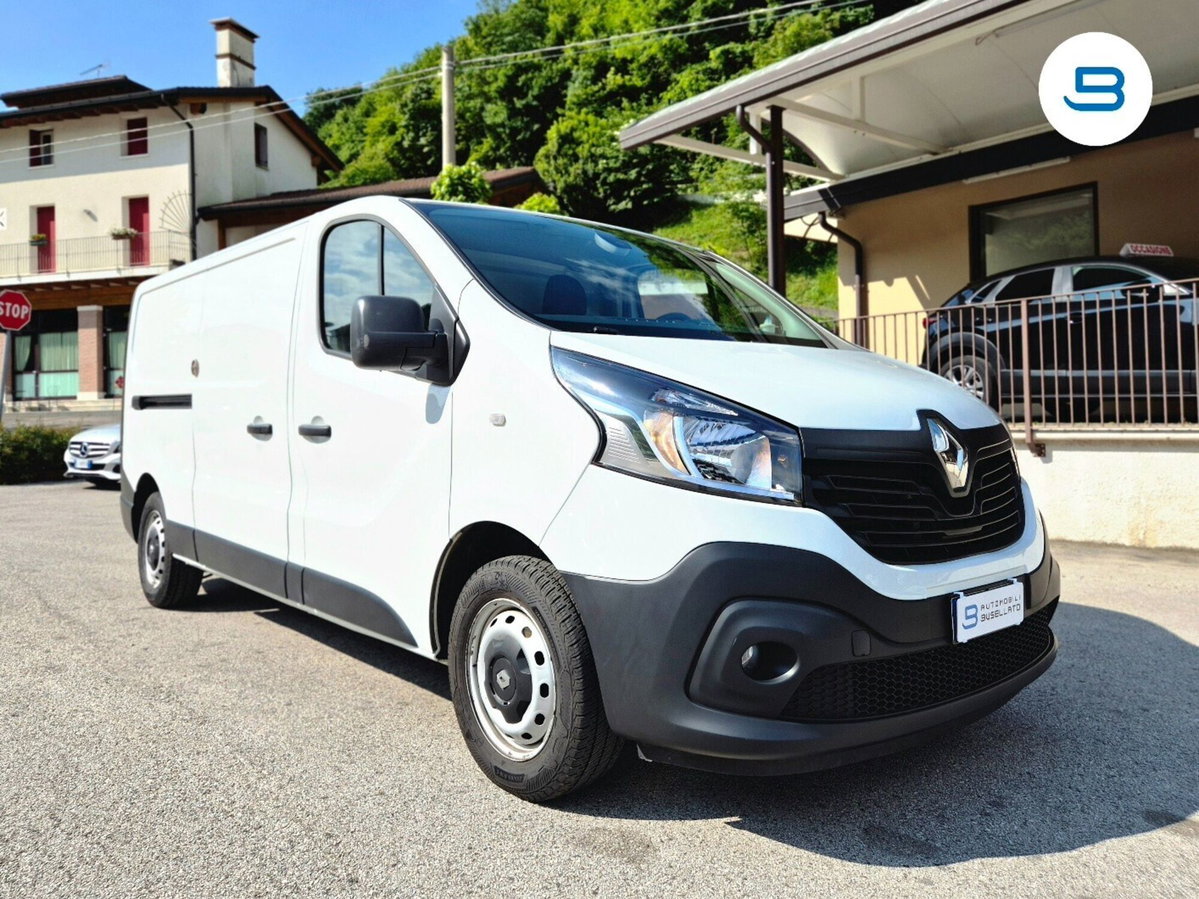 Renault Trafic Furgone T29 1.6 dCi 125CV S&S PL-TN Furgone Ice (13)