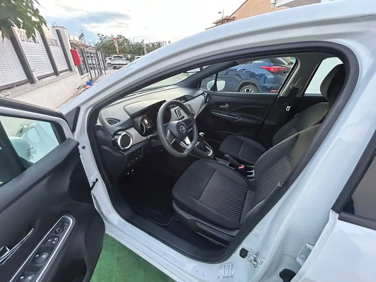 Nissan Micra IG-T 92 Xtronic 5 porte Visia (11)