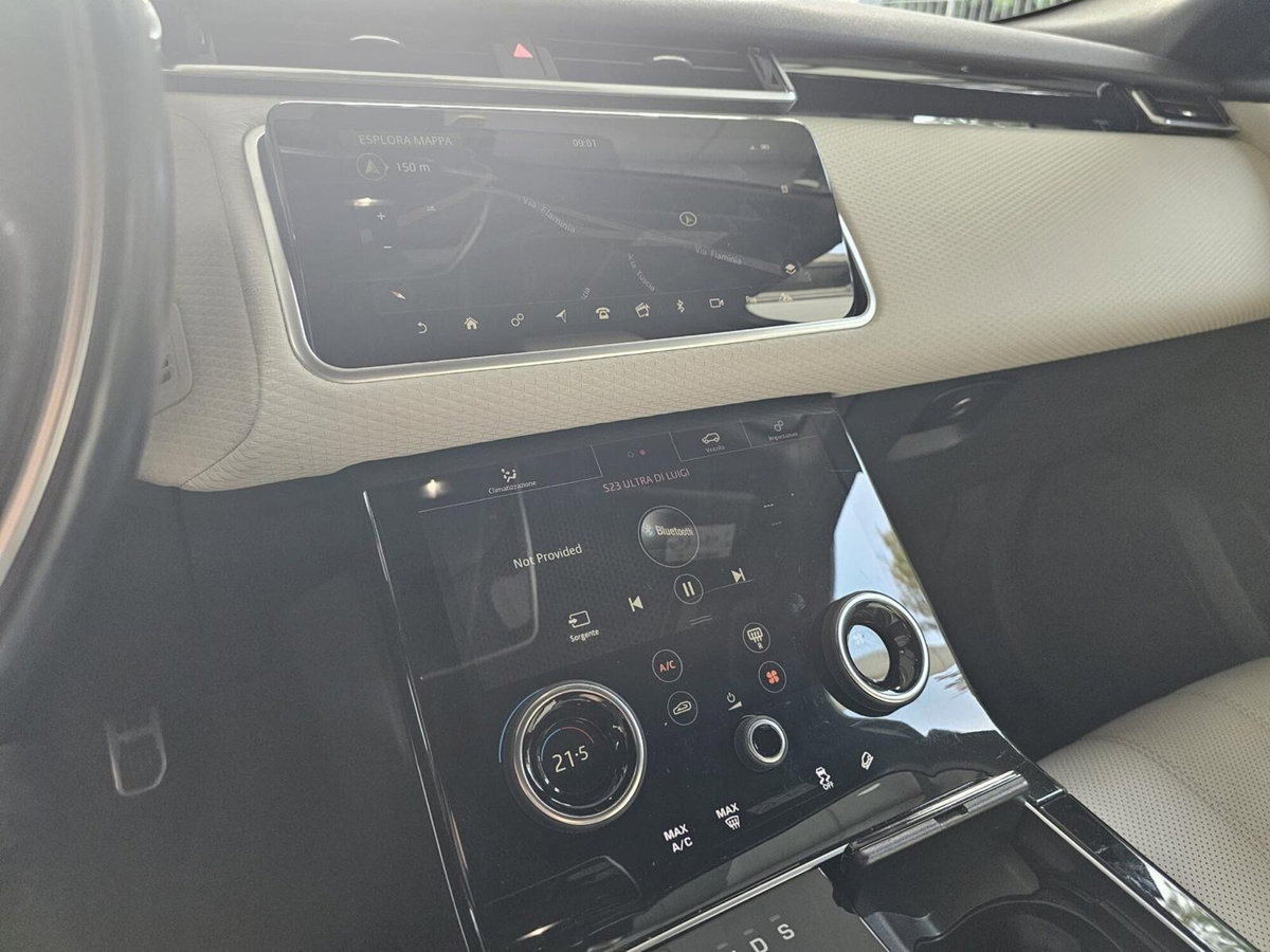Land Rover Range Rover Velar 2.0D I4 240 CV R-Dynamic S (17)