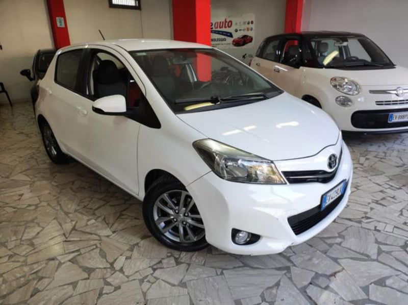Toyota Yaris 1.D-4D 5 porte Lounge