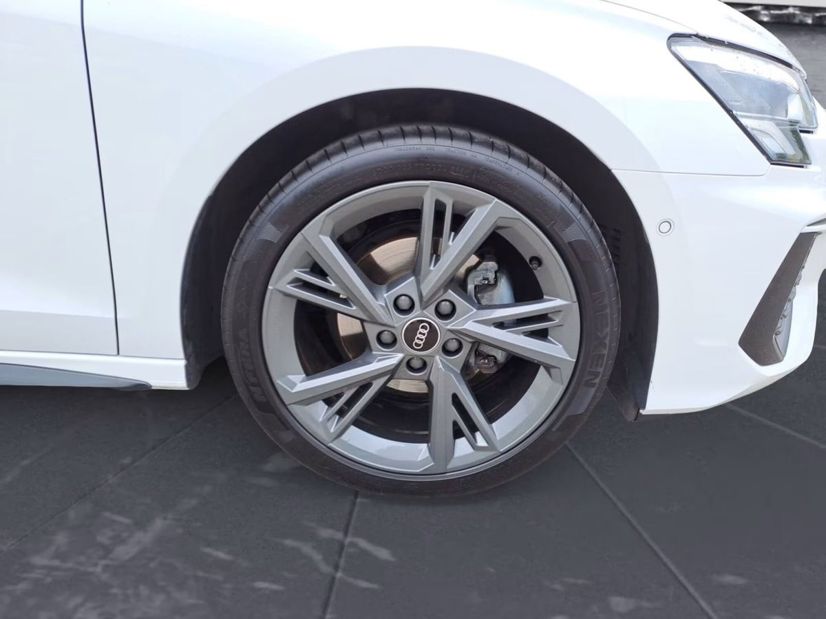 Audi A3 Sportback 35 TFSI S line edition (6)