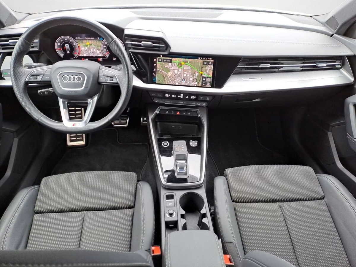Audi A3 Sportback 35 TFSI S line edition (8)