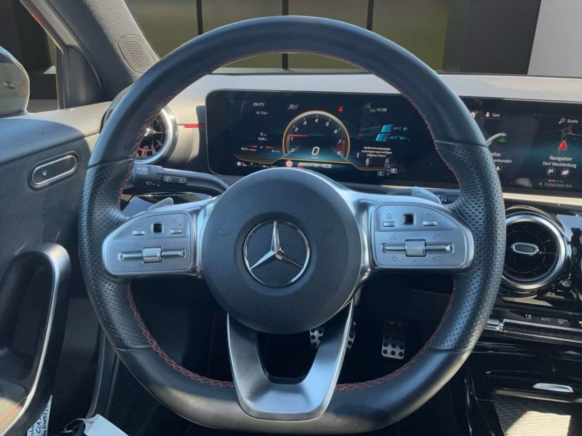 Mercedes-Benz Classe A 45 AMG 4Matic+ (5)