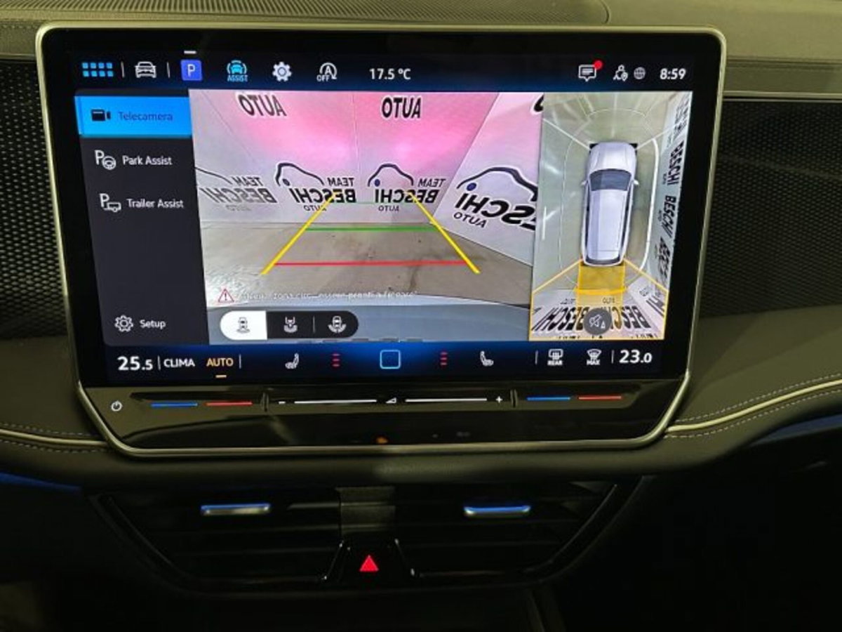 Volkswagen Passat 1.5 etsi act Business 150cv dsg (12)