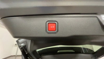 Jeep Avenger 1.2 turbo Summit fwd 100cv (8)