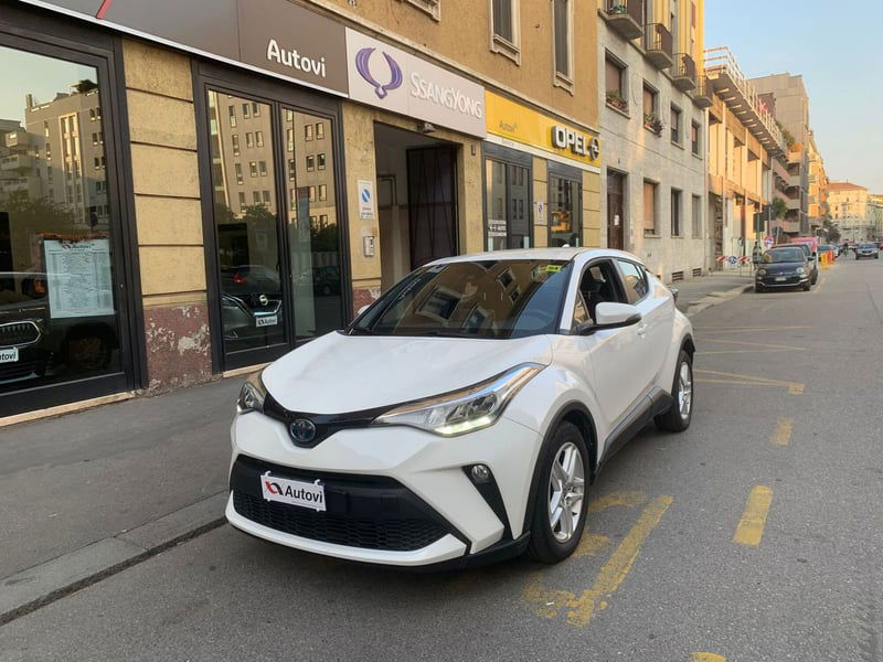 Toyota Toyota C-HR 1.8 Hybrid E-CVT Trend