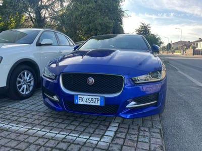 Jaguar XE 2.0 D 240 CV AWD aut. R-Sport