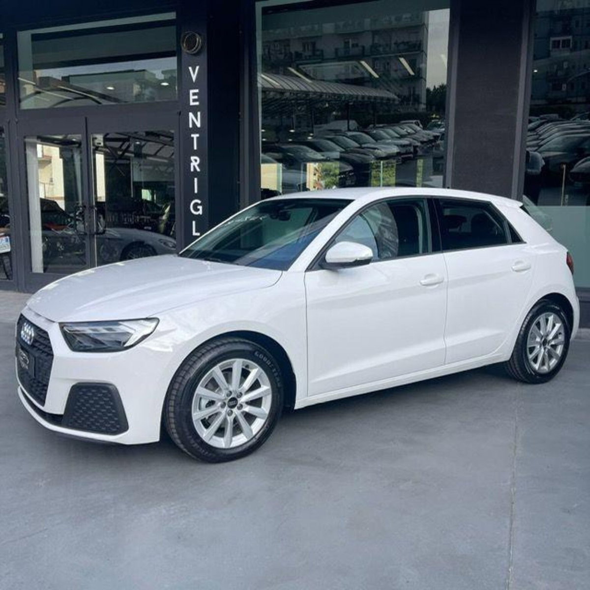 Audi A1 Sportback 30 TFSI Admired (2)
