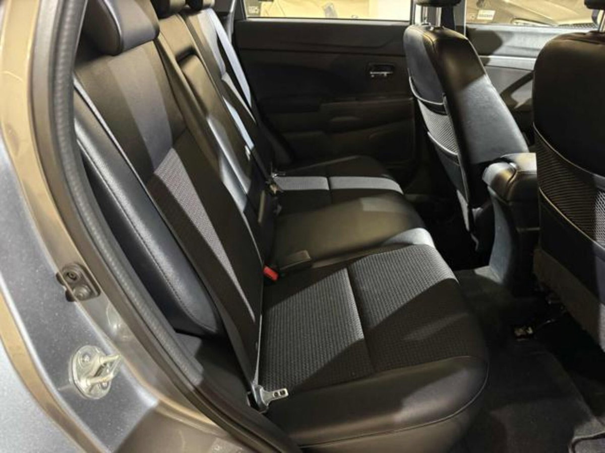 Citroen C4 Aircross 1.6 HDi 115 Stop&Start 2WD Seduction (13)
