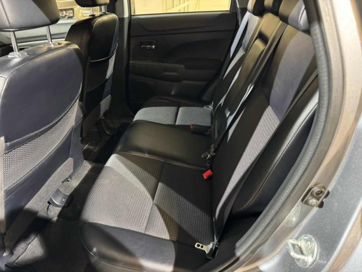 Citroen C4 Aircross 1.6 HDi 115 Stop&Start 2WD Seduction (14)