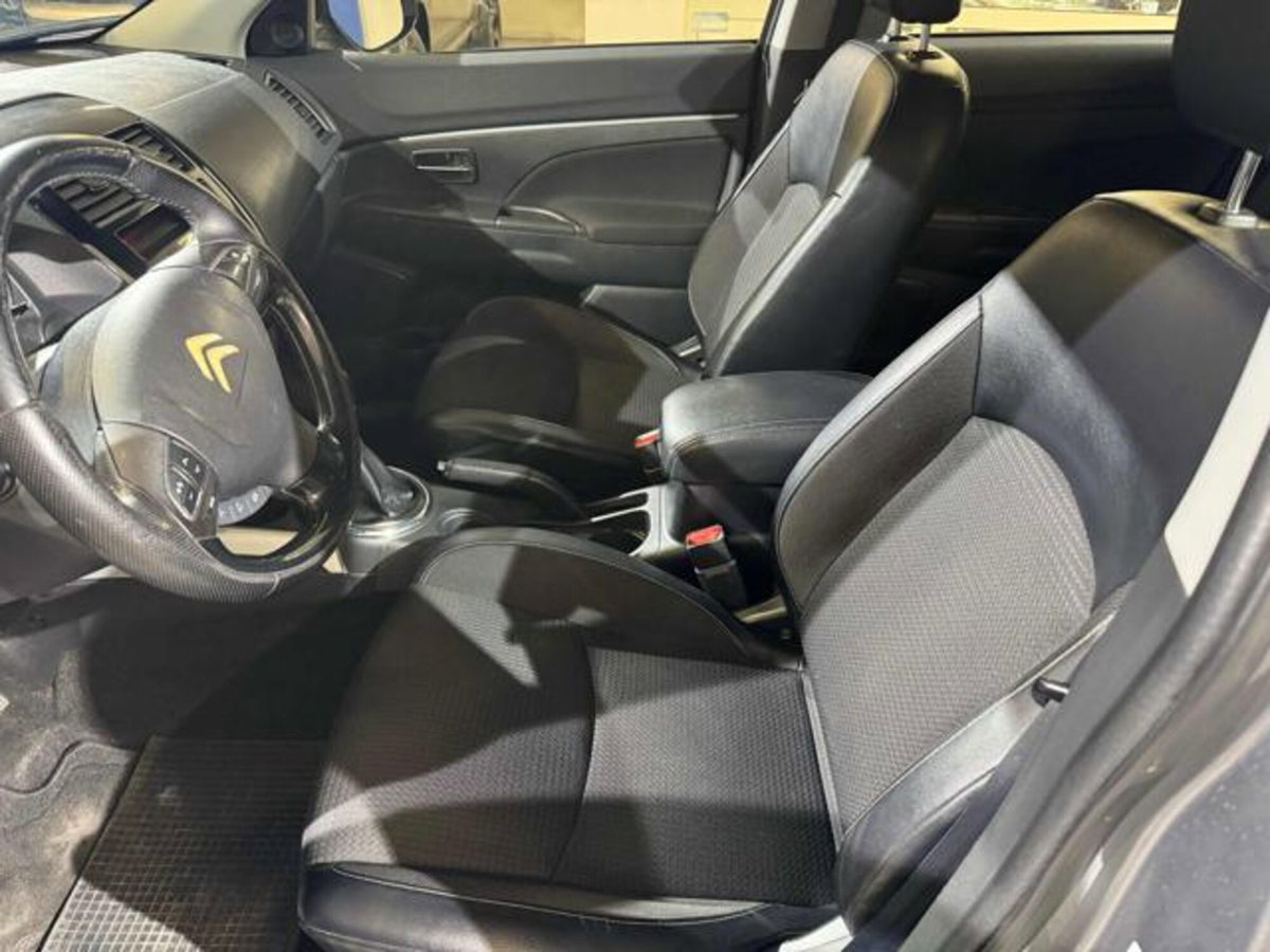 Citroen C4 Aircross 1.6 HDi 115 Stop&Start 2WD Seduction (15)