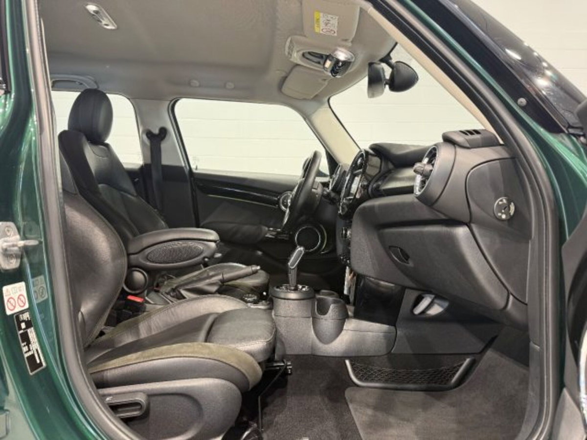 MINI Mini 1.5 Cooper D (12)