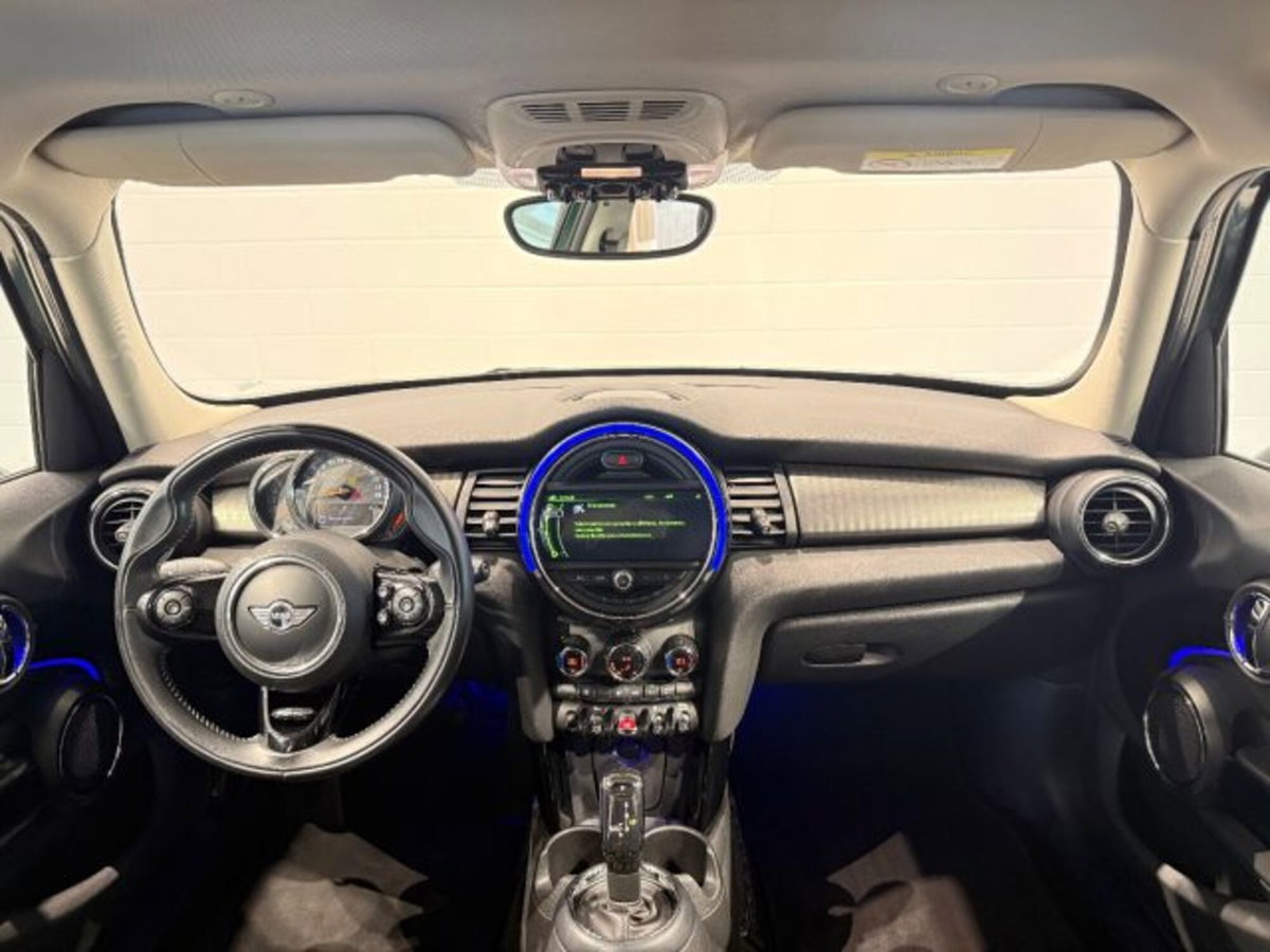 MINI Mini 1.5 Cooper D (14)