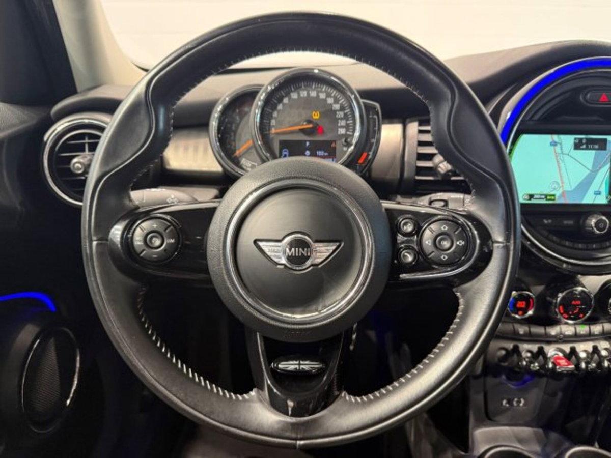 MINI Mini 1.5 Cooper D (16)