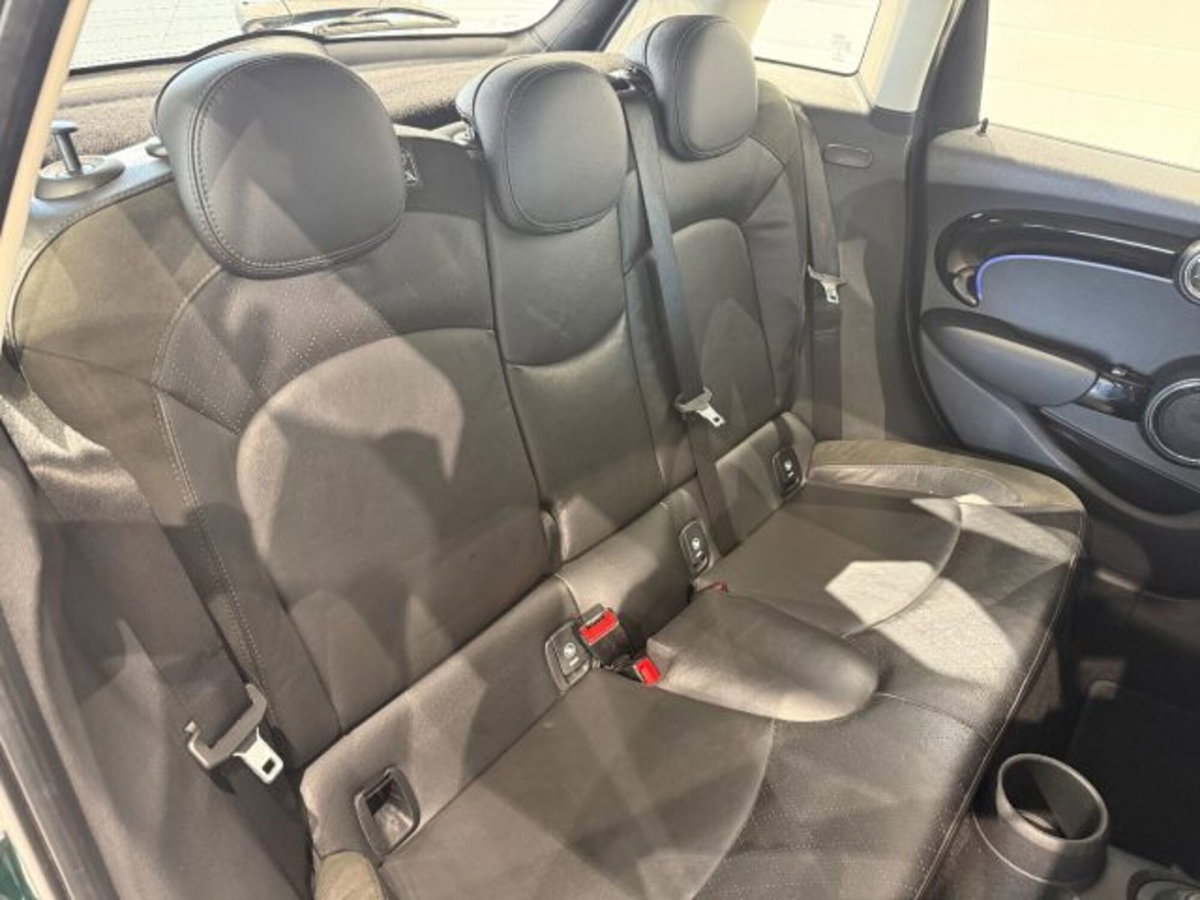 MINI Mini 1.5 Cooper D (18)