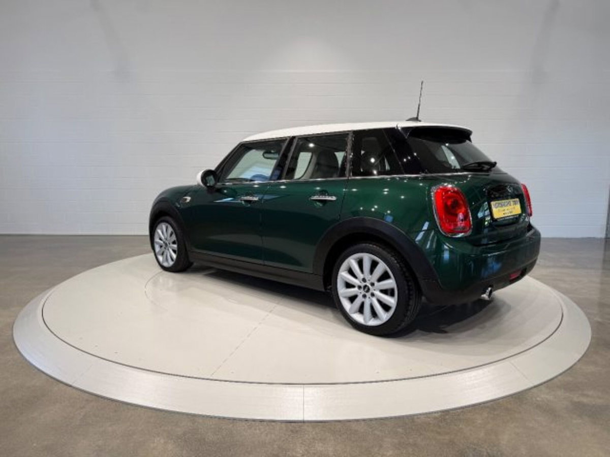 MINI Mini 1.5 Cooper D (3)