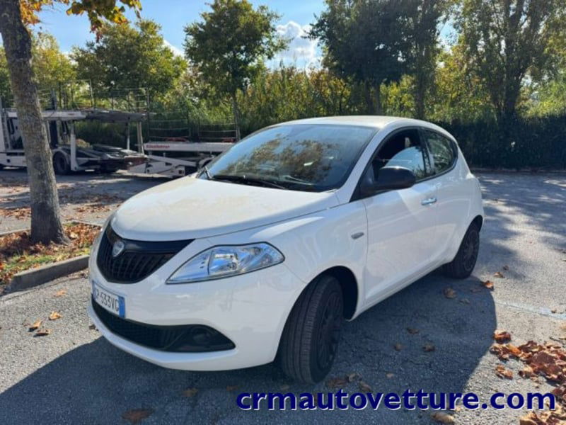Lancia Ypsilon 1.0 FireFly 5 porte S&S Hybrid Silver Plus