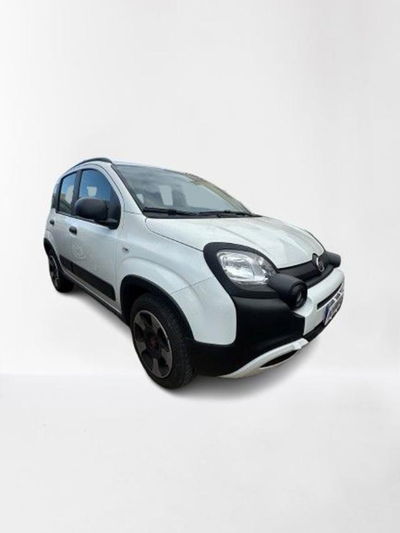 Fiat Panda Cross 1.0 firefly hybrid Cross s&s 70cv 5p.ti usata