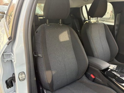 Peugeot 208 1.2 hybrid Active 100cv e-dcs 6 (9)