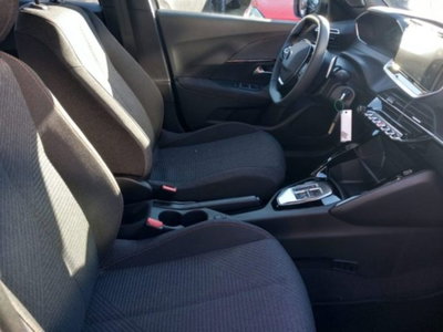 Peugeot 2008 1.2 hybrid Style 145cv e-dcs6 (17)