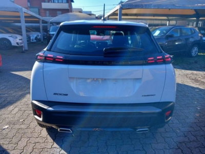 Peugeot 2008 1.2 hybrid Style 145cv e-dcs6 (10)