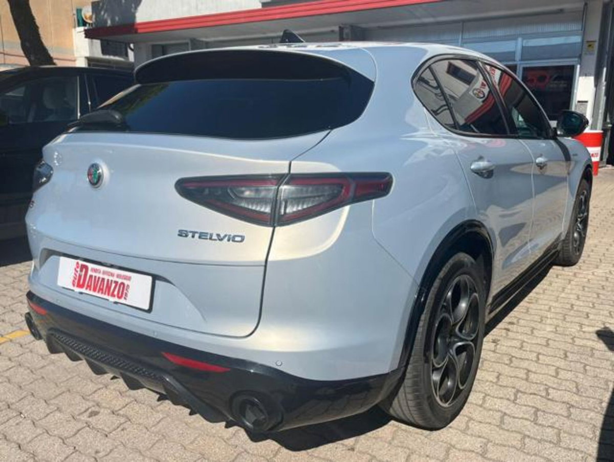 Alfa Romeo Stelvio Stelvio 2.2 Turbodiesel 210 CV AT8 Q4 Veloce Tì (17)