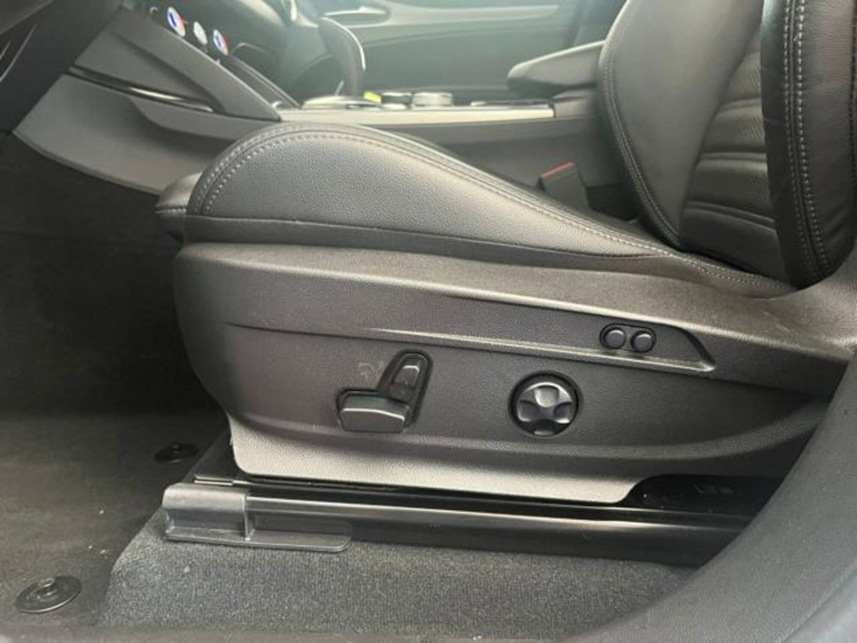 Alfa Romeo Stelvio Stelvio 2.2 Turbodiesel 210 CV AT8 Q4 Veloce Tì (8)
