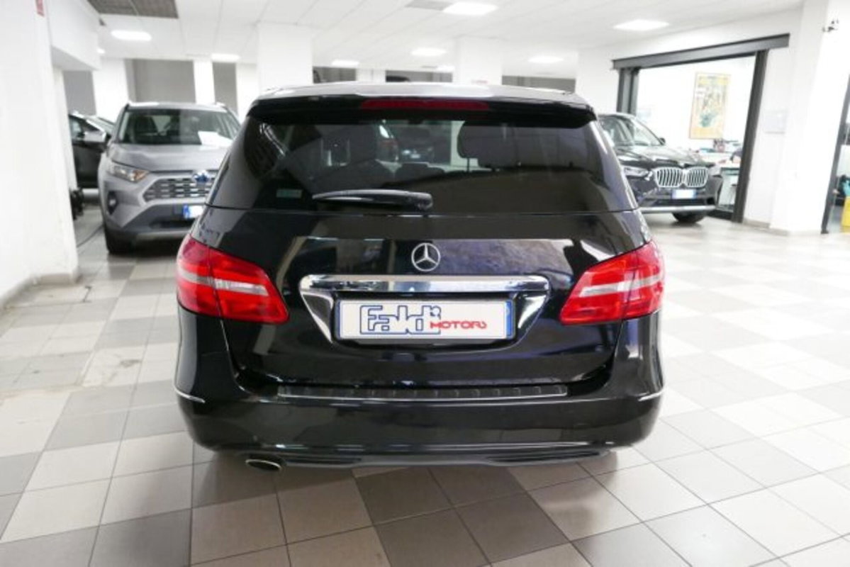 Mercedes-Benz Classe B 180 CDI BlueEFFICIENCY Executive (5)