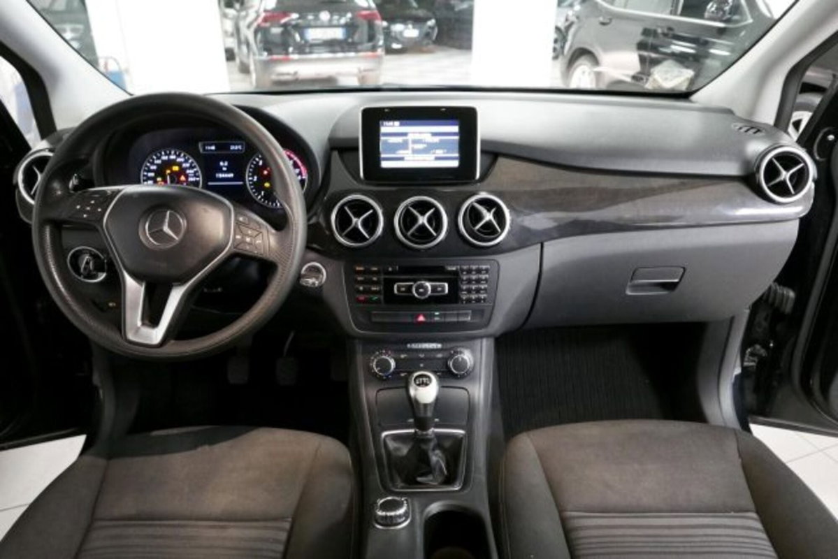 Mercedes-Benz Classe B 180 CDI BlueEFFICIENCY Executive (6)