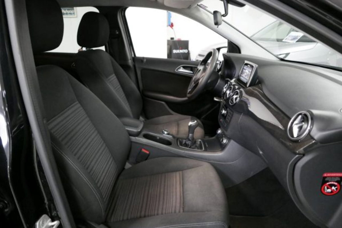 Mercedes-Benz Classe B 180 CDI BlueEFFICIENCY Executive (7)