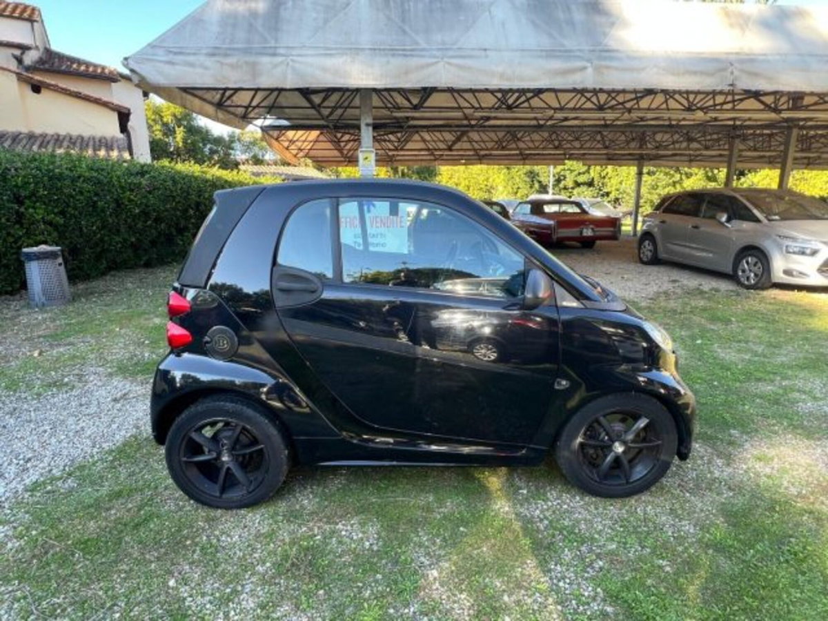 smart Fortwo 1000 52 kW MHD coupé pulse (4)