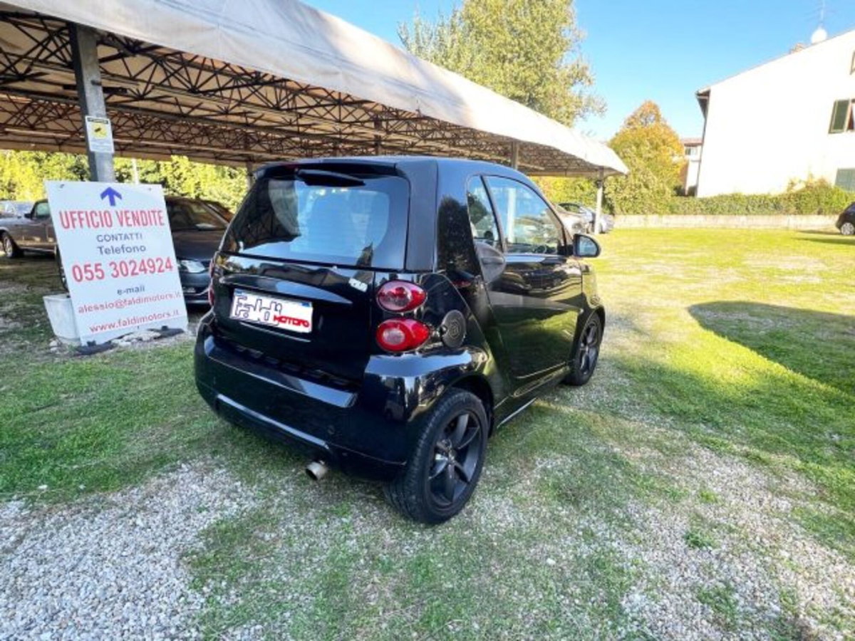 smart Fortwo 1000 52 kW MHD coupé pulse (5)