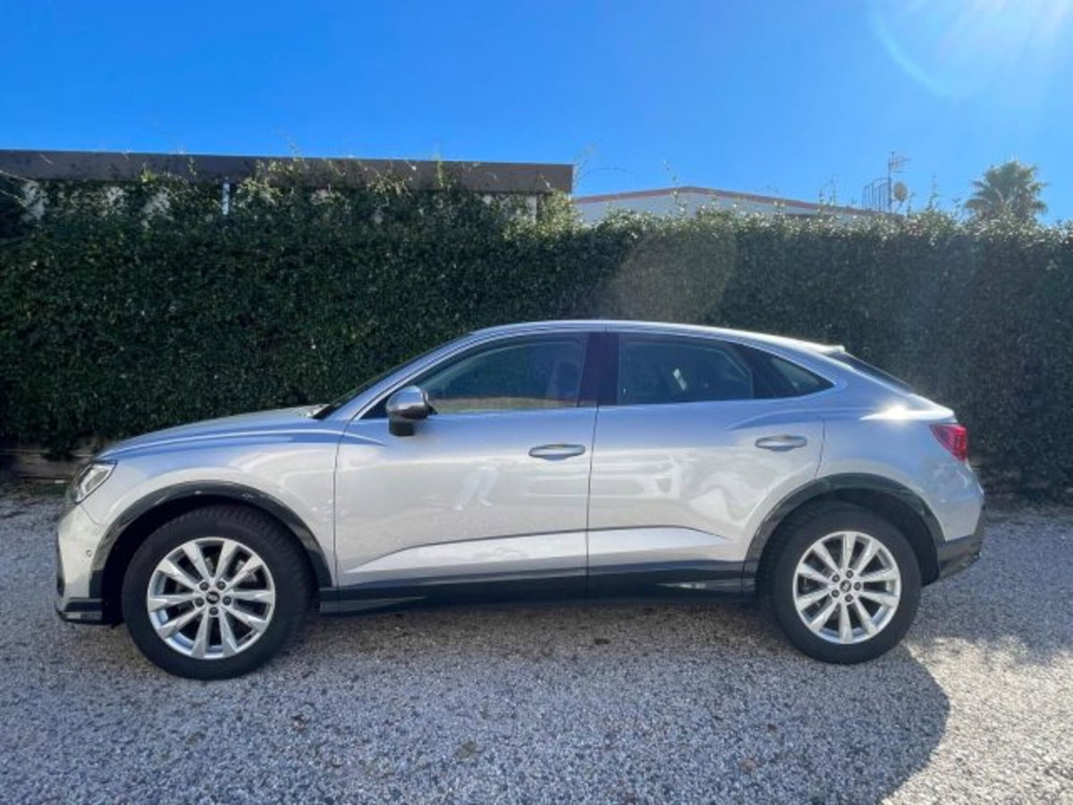 Audi Q3 Sportback 35 TDI quattro S tronic S line edition (3)