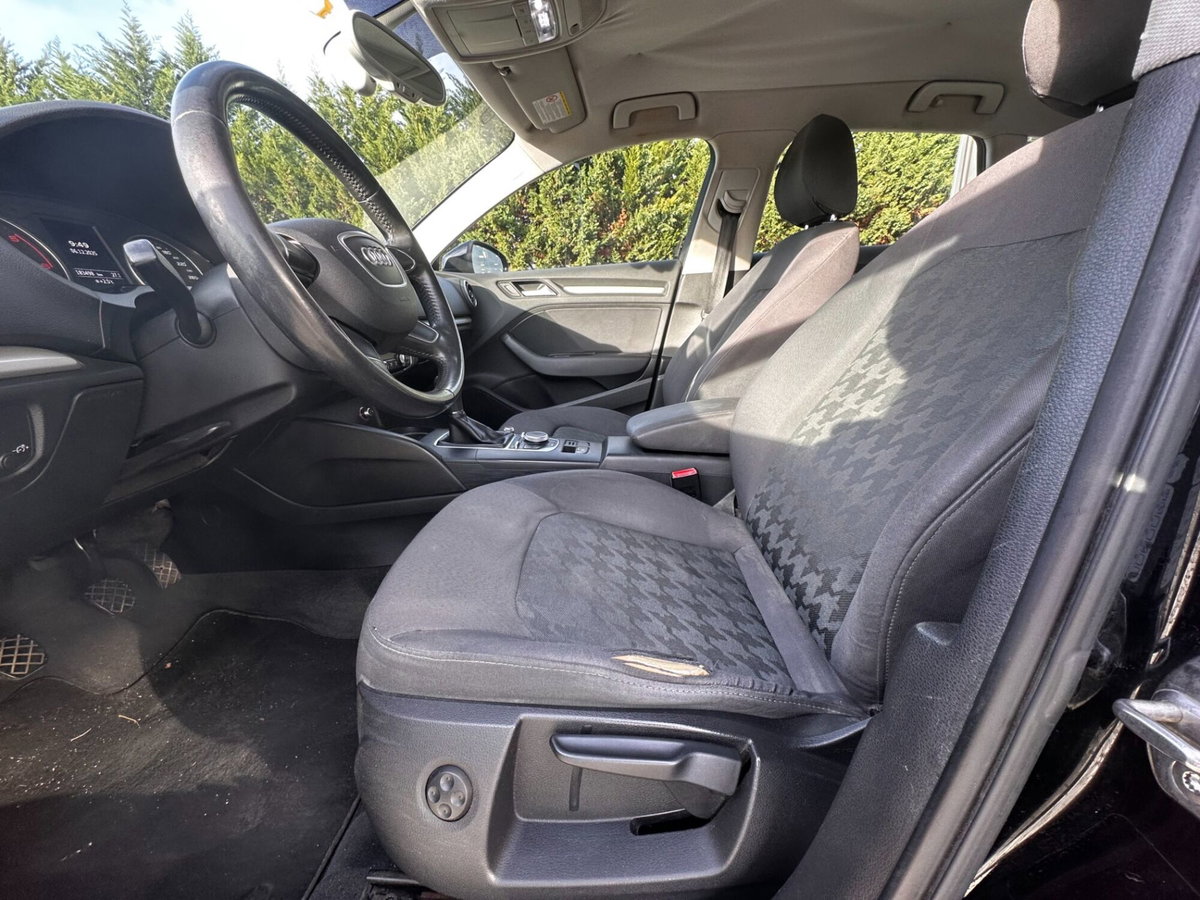 Audi A3 Sportback 2.0 TDI Ambiente (13)