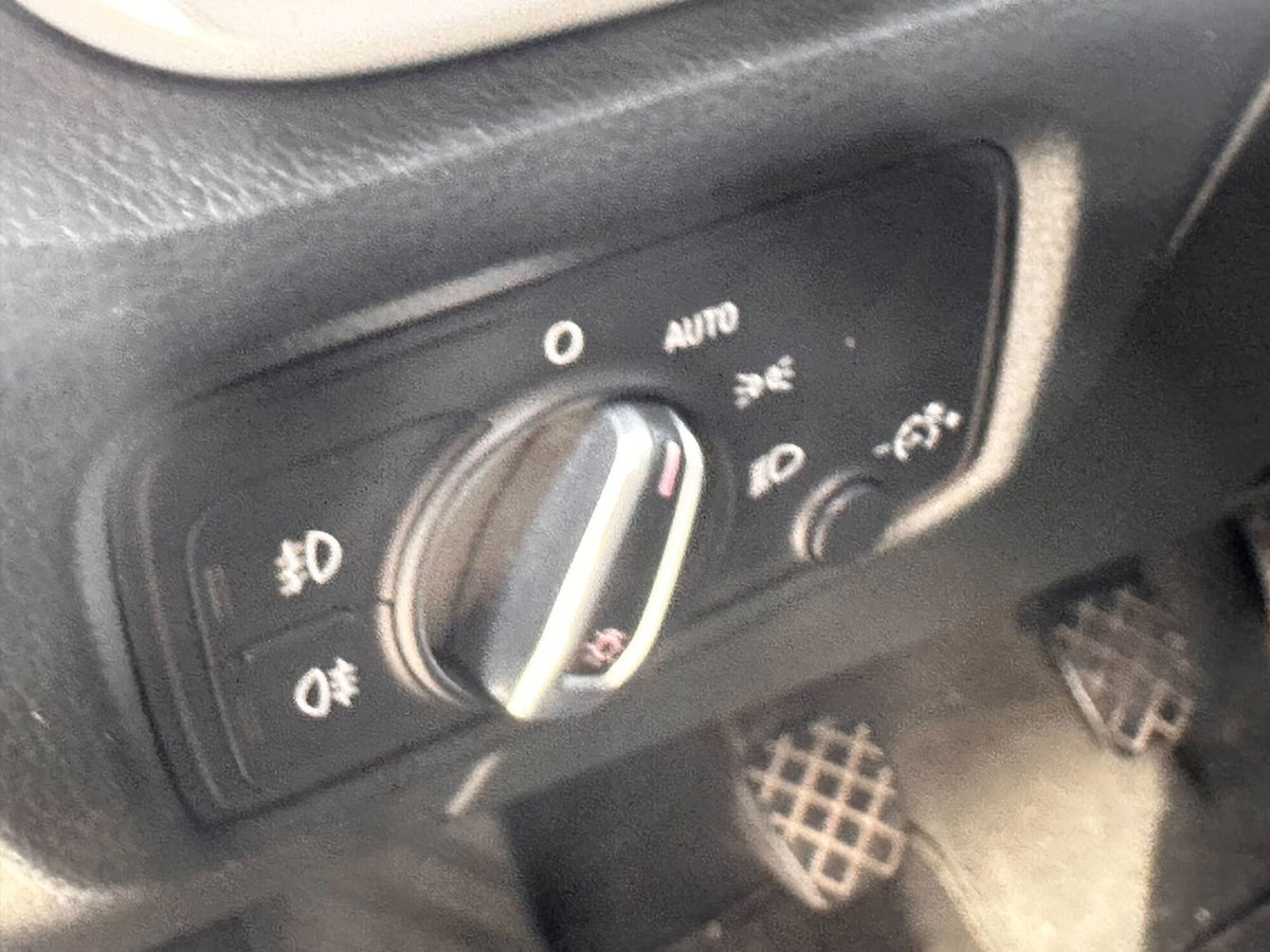 Audi A3 Sportback 2.0 TDI Ambiente (15)