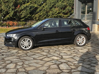 Audi A3 Sportback 2.0 TDI Ambiente (3)