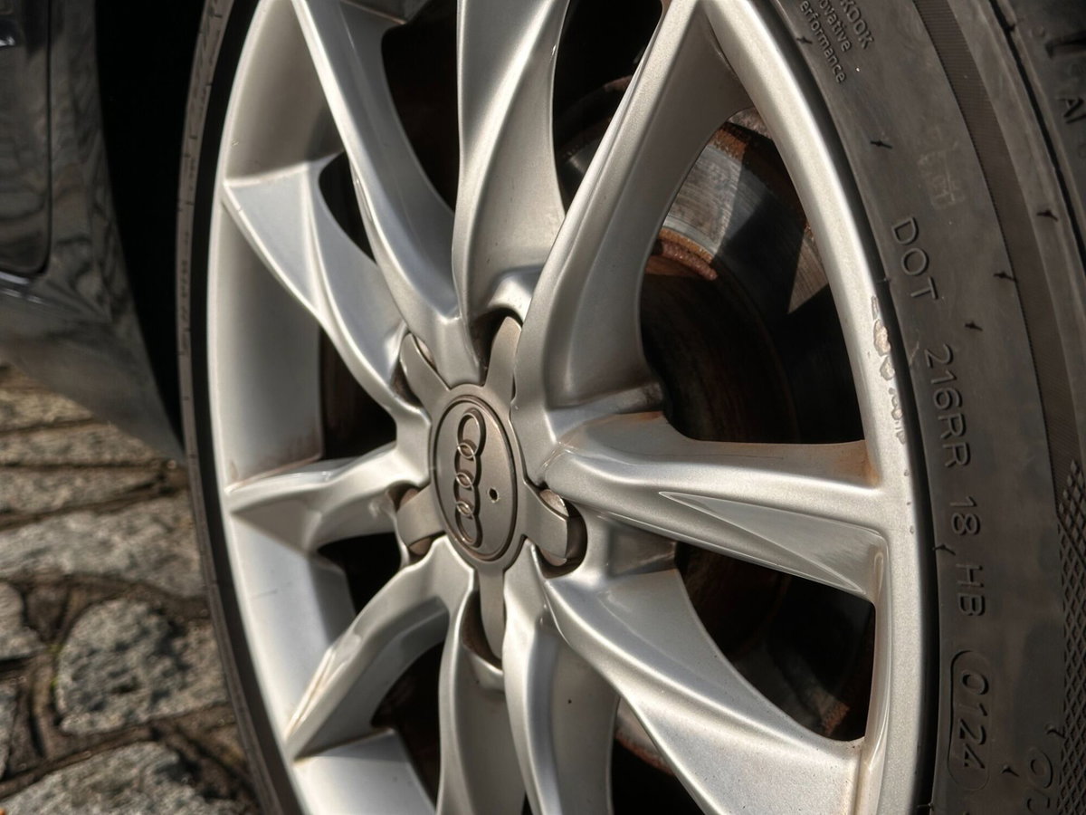 Audi A3 Sportback 2.0 TDI Ambiente (4)