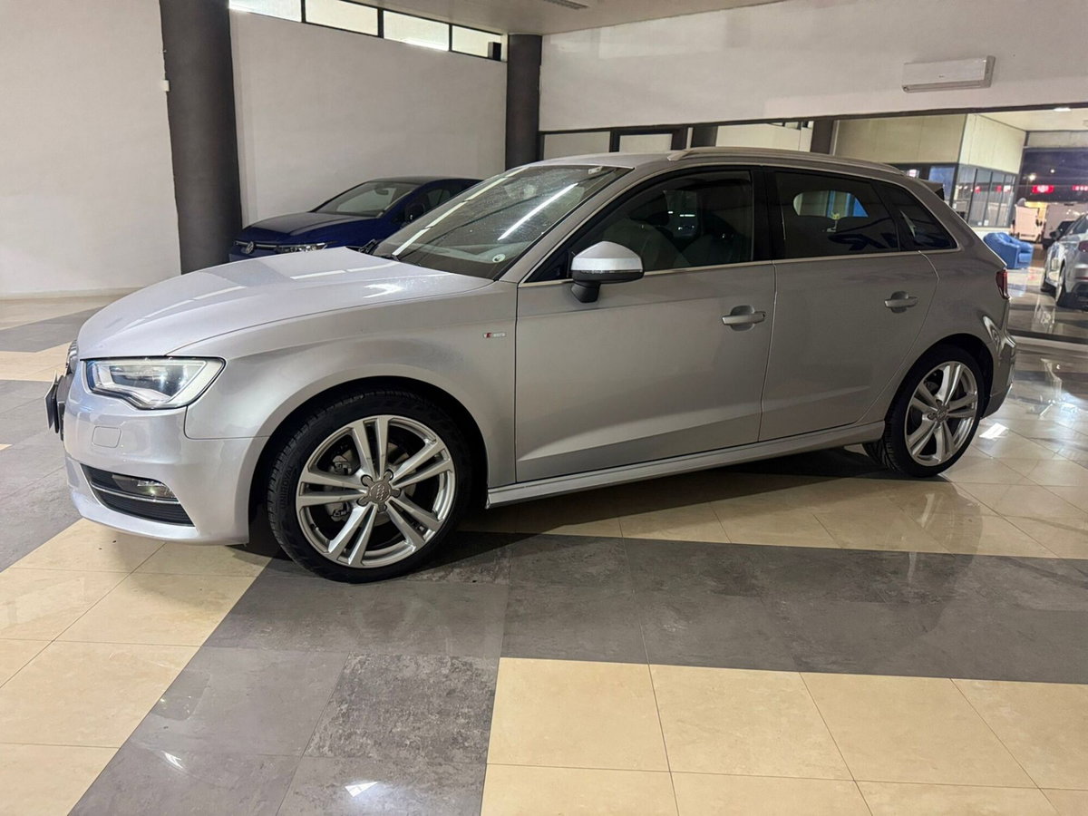 Audi A3 Sportback 1.6 TDI clean diesel S tronic Ambition (2)