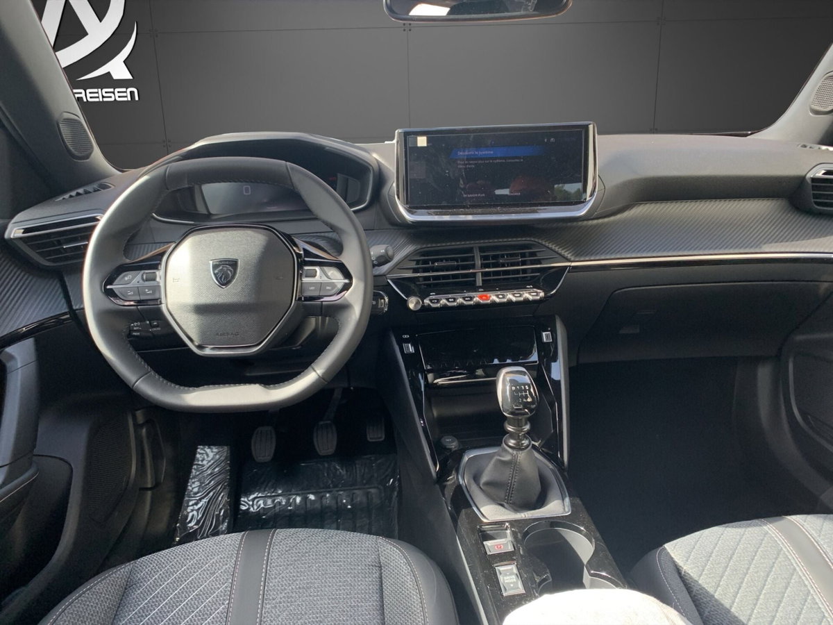 Peugeot 2008 1.2 puretech Active s&s 100cv (11)