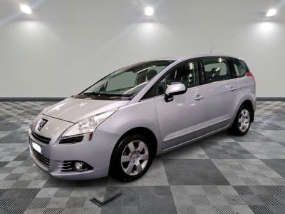 Peugeot 5008 1.6 HDi 112CV Allure usata